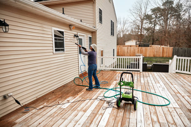 Fence Pressure Washing in Sullivan, IL